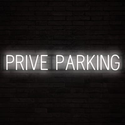 PRIVE PARKING - Lichtreclame Neon LED bord verlicht | SpellBrite | 110,2 x 16 cm | 6 Dimstanden & 8 Lichtanimaties | Reclamebord neon verlichting