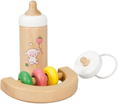 Heless houten poppenbabyset schaapje met flesje en rammelaar.
