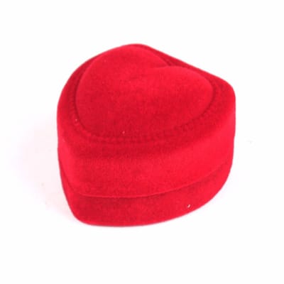 Jumada's - Ringdoos - Harvormig - Hartje - Aanzoek - Trouwen - Trouwring doosje - Fluweel - Rood