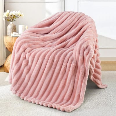 Zachte Fleece Deken voor Banken - Lichtgewicht en Cozy 3D Gestreept Design - 127 x 152 cm - Roze