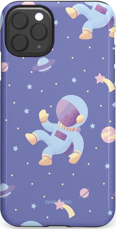 Casetastic Hoesje Geschikt voor Apple iPhone 11 Pro Max - Stijlvolle Beschermende Duo-layer Case - Vliegen in de ruimte
