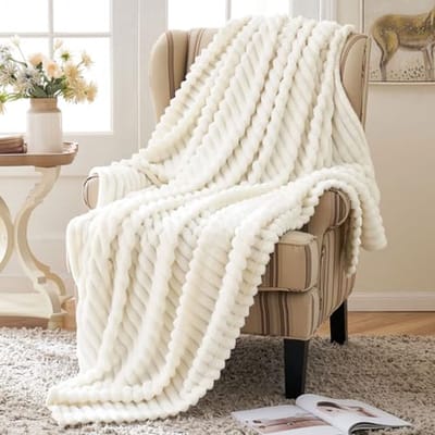 Zachte Fleece Plaid Deken voor Bank en Bed, 125 x 150 cm, Wit - Comfortabele en Ademend voor Binnen en Buiten