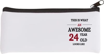Akyol - this is what an awesome 24 year old looks like Etui - Hoera 24 jaar - iemand die 24 jaar is geworden - de jarige - verjaardagscadeau - kado - geschenk - gift - leuke verjaardagscadeau - felicitatie - 20 bij 9 cm