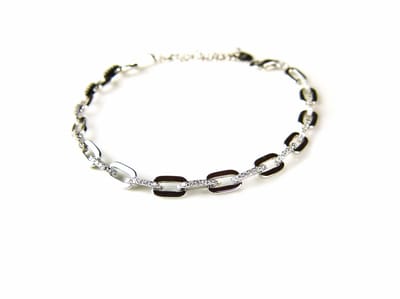 Zilveren armband gezet met transparante cubic zirconia stenen