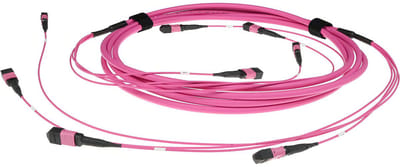 ACT 10 meter Multimode 50/125 OM4(OM3) glasvezel trunkkabel polarity A met 4 MTP/MPO female connectoren per zijde