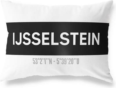 Tuinkussen IJSSELSTEIN - UTRECHT met coördinaten - Buitenkussen - Bootkussen - Weerbestendig - Jouw Plaats - Studio216 - Modern - Zwart-Wit - 50x30cm
