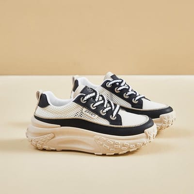 Nieuwe Dikkere Zool Kleine Witte Schoenen Vrouwelijke Studenten Casual Street Shooting Papa Schoenen Dikkere Zool Verhoogd Eenvoudige Trendy Damesschoenen 40 zwart