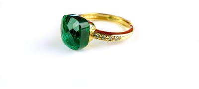 Ring in zilver geelgoud verguld model Pomellato met groene steen en cubic zirconia