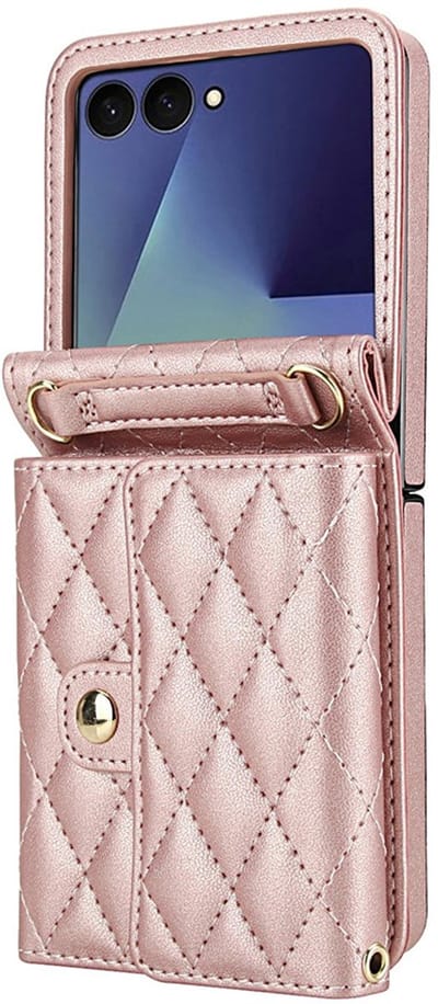 CaseBoutique Koord hoesje geschikt voor Samsung Galaxy Z Flip 7 - Roze - Pasjeshouder - Telefoonkoord - Gestikt Diamantpatroon - Quilted