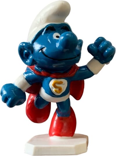 Superman smurf - Schleich smurf - Staand op witte ondergrond - 20119 - 6 cm