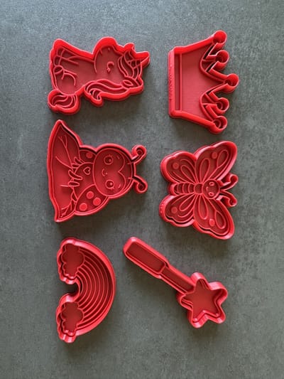 Meisjes koekvormpjes met stempel / Set 6 stuks / Cookie cutters / Uitsteekvormen / Bakken / Voor koekjes & fondant - Traktatie maken - Trakteren