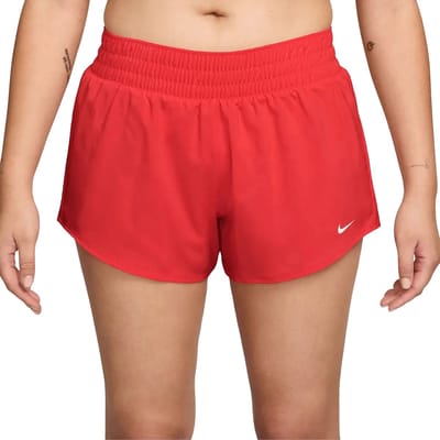 Nike one dri-fit 3in short in de kleur rood.