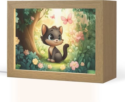 Nachtlampje 20x15 cm - Kinder lampje - Kat - Zwart - Bos - Vlinders - Tafellamp kinderkamer - Slaapkamer lamp - Bedlamp kinderen - Kinderlampje stopcontact - Wandlamp babykamer - Nachtlampjes