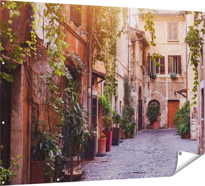 Gards Tuinposter Straatje in Rome met Groene Planten - 160x120 cm - Tuindoek - Tuindecoratie - Wanddecoratie buiten - Tuinschilderij