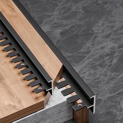 Metalen trapneusprofiel - Traprand bescherming - Veilig trappen - Matte finish - 90 cm - Mat