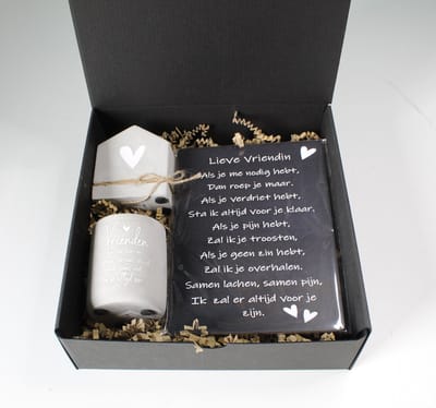 Minibox Vrienden - cadeau vriendschap - cadeau vriendin - cement house - cement candle