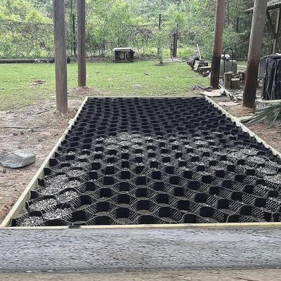 Grindrooster Systeem - Grind Stabilisator Oprit - Oprit Versterken - HDPE Materiaal - 5 cm Hoog - Zwart
