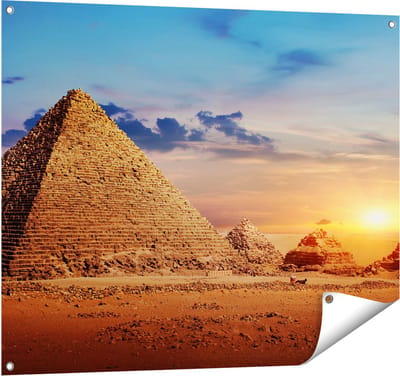 Gards Tuinposter Egyptische Piramides in de Woestijn - 100x80 cm - Tuindoek - Tuindecoratie - Wanddecoratie buiten - Tuinschilderij