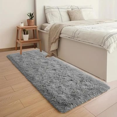Zacht en pluizig langpolig tapijt, gemakkelijk te onderhouden en machinewasbaar, geschikt als vloerkleed voor de woonkamer, naast de bank of het bed, of als decoratie voor de slaapkamer. 40x60cm 16x24inch grijs