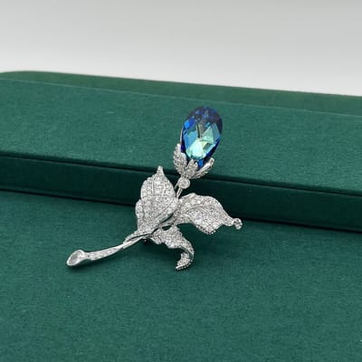 Zilver Broche met Blauw Kristal