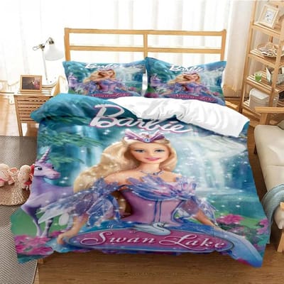 Barbie Dessin Animé Anime Mignon Housse de Couette Couette Ensemble de Literie Doux Housse de Couette et Taie d'Oreiller Simple/Double/Queen/King 135x200cm 2pcs