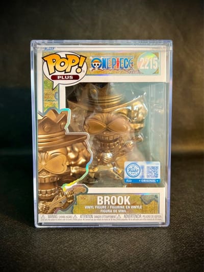 Funko Pop! Plus One Piece Brook Bronze Statue #2215 Special Edition + Hard Case