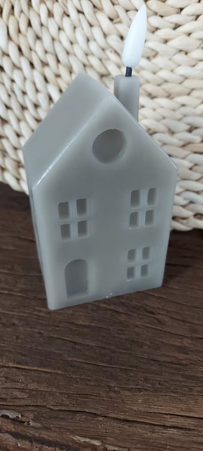 LED kaars huis S grijs 5x6x14cm