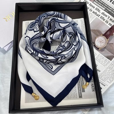 Sjaal-65cm-Vierkante sjaal met magnetische drukknoopsluiting – Te vormen tot driehoekige sjaal – Stijlvolle & elegante nekwarmer – Must-have voor elke outfit-Klassiek blauw