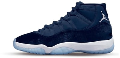 Air Jordan 11 Midnight Navy WMNS - Maat 36