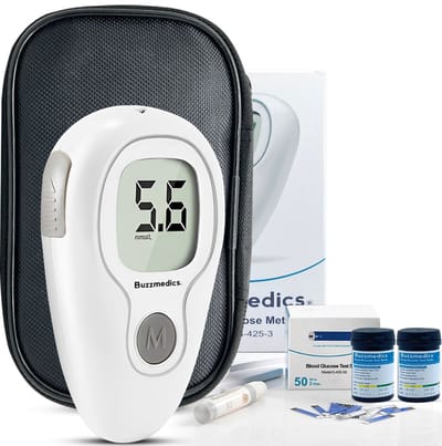 Buzzmedics - Glucosemeter - Startpakket - Inclusief 50 Teststrips & 50 Lancettes - Bloedsuikermeter - Diabetes meter - Bloed Glucosemeter - Met Opbergtasje - Diabetes test - Glucosetesten - Glucose Revolutie - mmol/l - mg/dl