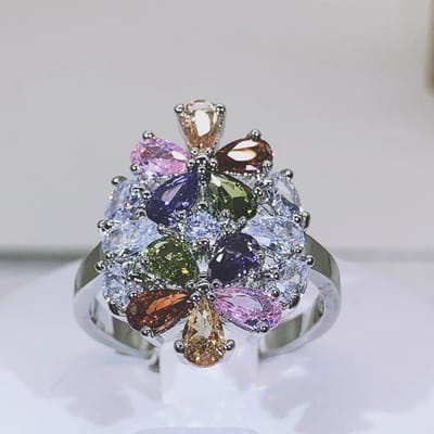 Bagues de mariage en Zircon en forme de fleur pour femmes, cristal multicolore, bague de luxe, bijoux de fête d'anniversaire, cadeau, nouvelle collection 7 blanc