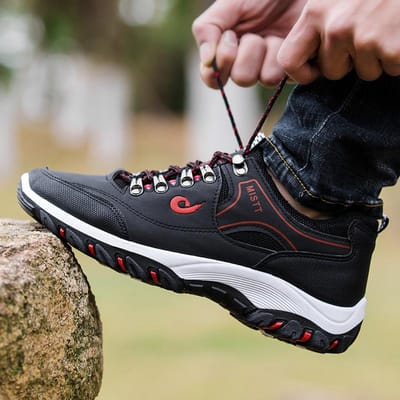 Nieuwe Outdoor Wandelschoenen in Lente, Herfst en Winter Modieuze Heren Sport- en Casual Schoenen Trendy Enkele Schoenen Hardloopschoenen Reizen Herenschoenen 39 zwart