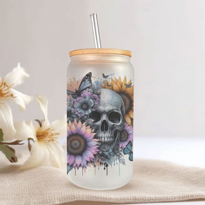 Creasowl® Witglazen Skull Drinkbeker met Bloemen – 500ml – Met Deksel & Glazen Rietje – Koffiebeker / Smoothiebeker / IJskoffie Glas – Herbruikbare Drinkmok