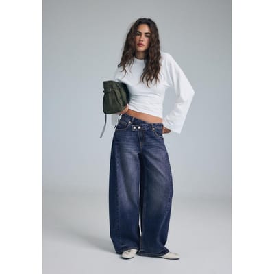 Stradivarius Baggy jeans met gekruiste taille  MIDDENBLAUWE DENIM WASSING 34