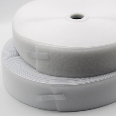 25 Meter OPNAAIBARE KLITTENBAND, Breedte 50MM, Kleur WIT