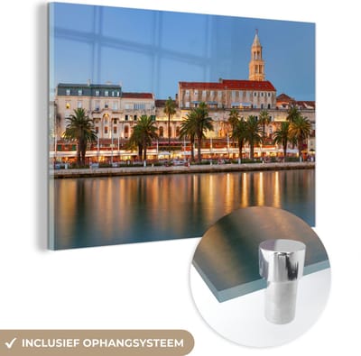 ® Glasschilderij 180x120 cm - Schilderij acrylglas - Verlichting voor het Paleis van Diocletianus in Kroatië - Foto op glas - Muurdecoratie woonkamer - Wanddecoratie slaapkamer - Schilderijen