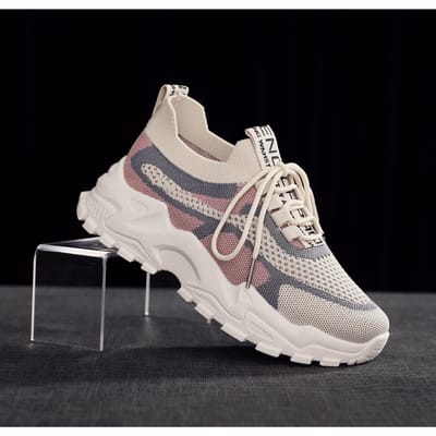 Nieuwe Sportschoenen voor Dames Vetersluiting Mode Ademend Vliegweefsel Schoenen Dames Dikke Zool Lichtgewicht Daddy Schoenen Mode Trendy Schoenen 40 gray