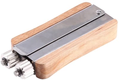Dailygoods- Draadspanner Roestvrij Staal - Bijenteelt Tool - Houten Handvat - Installatietool - 1 stuk - Afmetingen 13,5 x 6 x 2,3 cm - Bijenteelttool