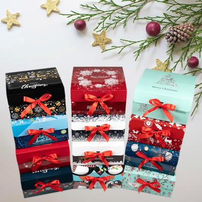 Kerst Geschenkdozen - Verpakkingen Cadeaus - Feestelijke Geschenkverpakking - Set van 12 - 31x22x4.7cm