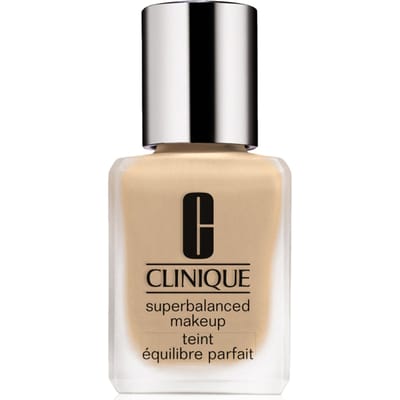 Clinique Foundation Superbalanced Makeup