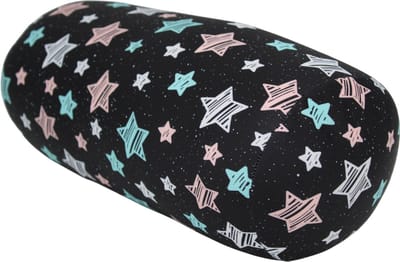 Kuschelmaxx Rolkussen - Sierkussen Rond Cilinder 17 x 33 cm - Heelal-design - Stevig en zacht - Mooie print - Gevuld met microgranulaat - Vormvast & Wasbaar - Ideaal voor op de bank, bed, auto of op reis - Inclusief Wasnet