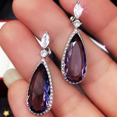 POMOiii Druppelvormige Paarse CZ Steen Hangende Oorbellen Hoge Kwaliteit Zilverkleur Prachtige Dames Accessoires Bruiloft Trend Hete Sieraden
