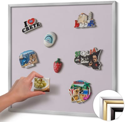 Wallfluent - Paars Magnetisch Bord in Verschillende Kleuren - 50 cm x 50 cm - Magneetbord met Zilveren Frame - Lila kleur - Magneetbord voor Reissouvenirs - Design Magneetbord met Frame - Magnetisch Bord Foto Bevestiging