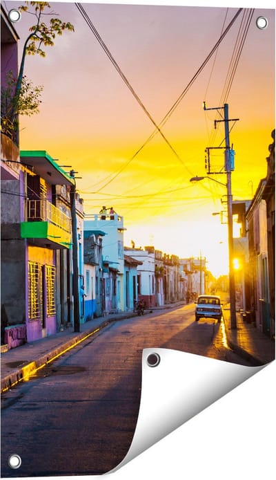 Gards Tuinposter Cuba Kleurrijke Huisjes bij Zonsondergang - 40x60 cm - Tuindoek - Tuindecoratie - Wanddecoratie buiten - Tuinschilderij