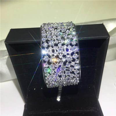 Luxe Lady Bangle Manchet 5a Zirconia Wit Goud Gevuld Party Engagement Armbanden Armbanden Voor Vrouwen Bruiloft Accessaries gray