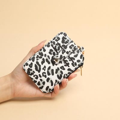 Portefeuille fin pour femme à imprimé léopard avec plusieurs emplacements pour cartes, fermeture éclair avec porte-clés, porte-cartes pour un transport compact au quotidien pour femmes
