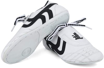 Dailygoods- Taekwondo Schoenen Lichtgewicht - Vechtsport Schoenen - Antislip Rubber Zolen - Ademend Materiaal - Geschikt voor Kinderen en Tieners - Comfortabele Beweging - Martial Arts Schoenen