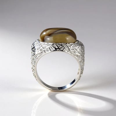 Cavill - Zilveren Ring met Ovale Vuursteen (8 ct) - 925 Sterling Zilver - Filigraan Design - Handgemaakt Polen Edelsteen Sieraad - Elegante Damesring