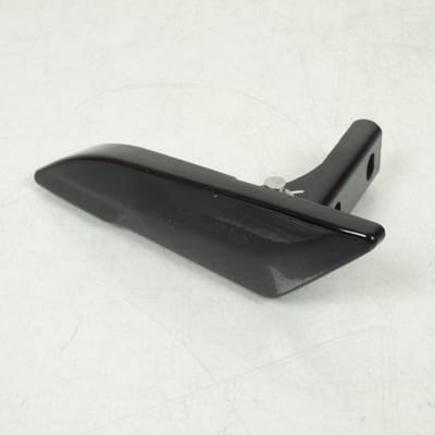 Cale pied passager droit pour scooter Aprilia 160 SR Motard 2022 1B001787400NT