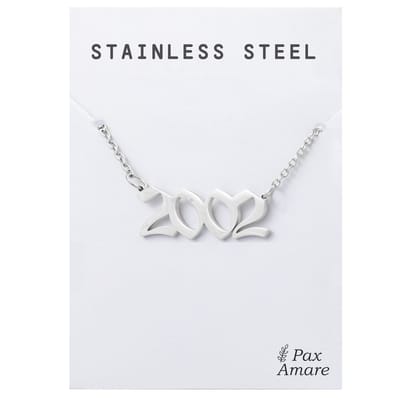 Jaartal 2002 Ketting Zilverkleurig - Stainless Steel - Sieraad op Cadeau Kaartje - Jaar Hanger - Pax Amare